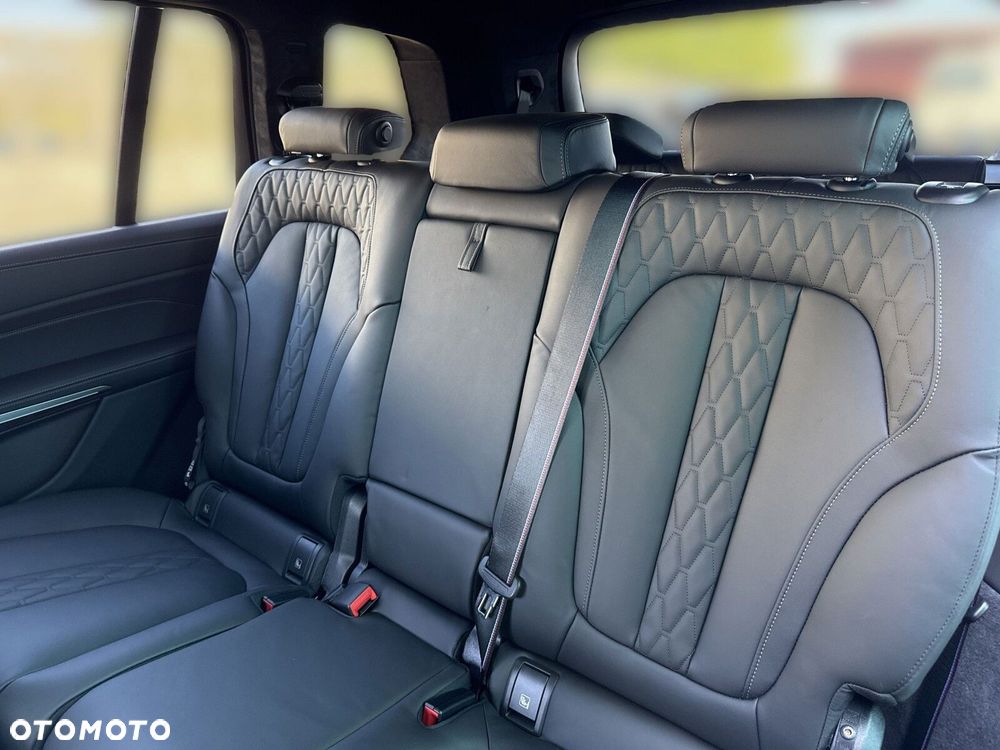 BMW X7 - 18