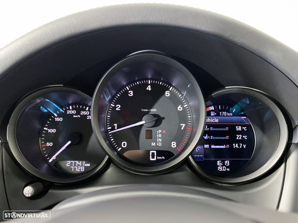 Porsche Macan Standard - 12