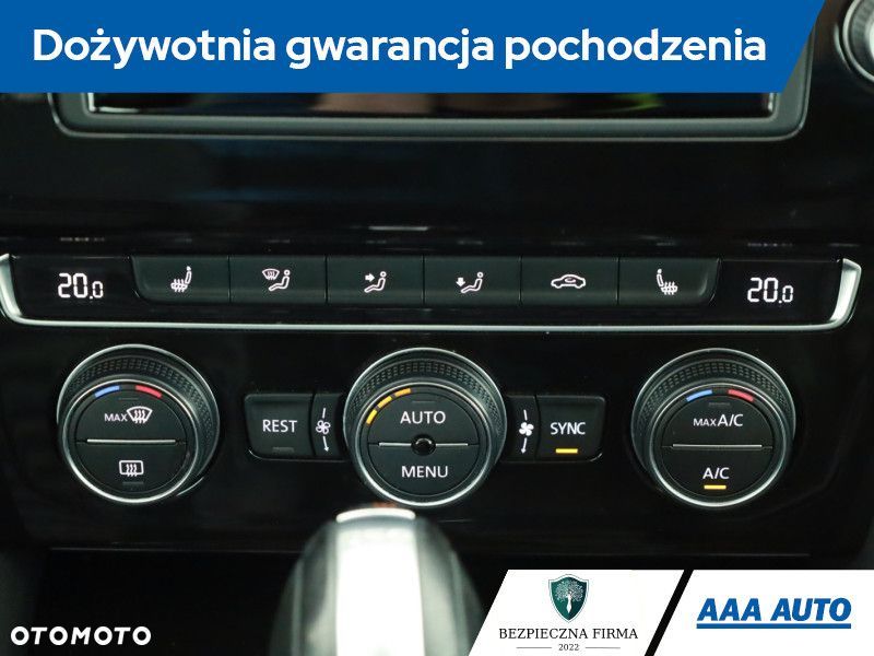 Volkswagen Passat Variant - 12