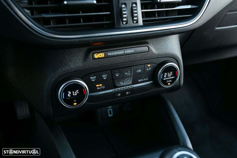 Ford Focus 1.0 EcoBoost Active X - 28