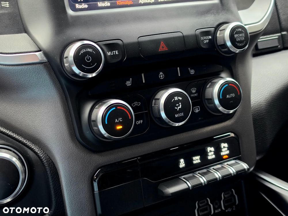 Dodge RAM - 25