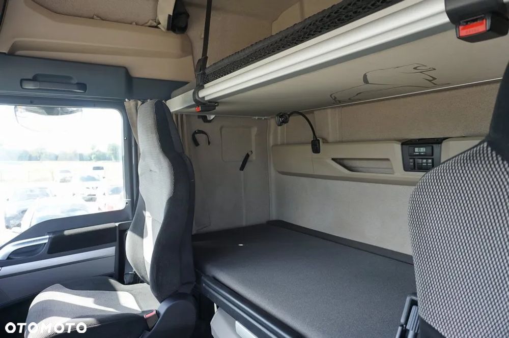 MAN TGX 18.470 LOW-DECK ACC * 594 000 KM * 2020 - 8