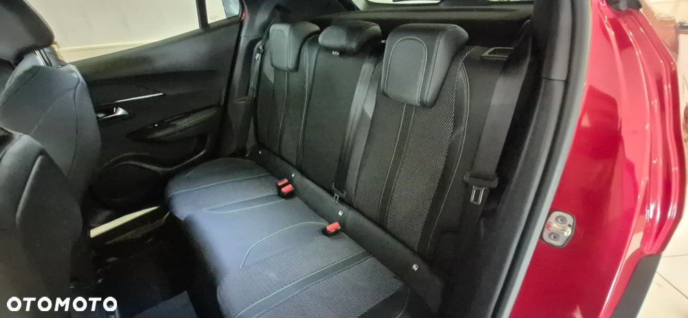 Peugeot 2008 PureTech 130 GT S&S EAT8 - 22