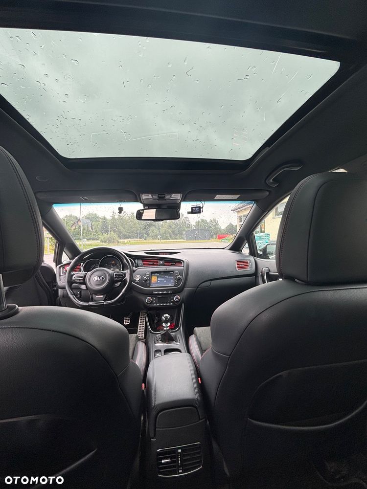 Kia Ceed 1.6 T-GDI GT - 9