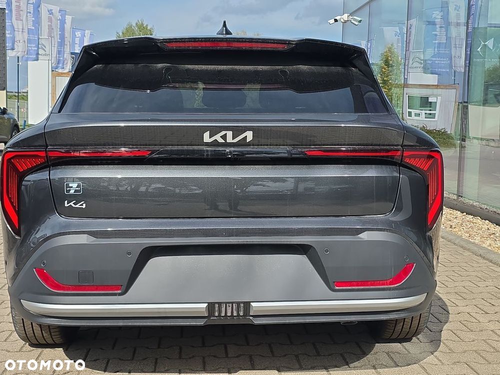 Kia Inny - 5