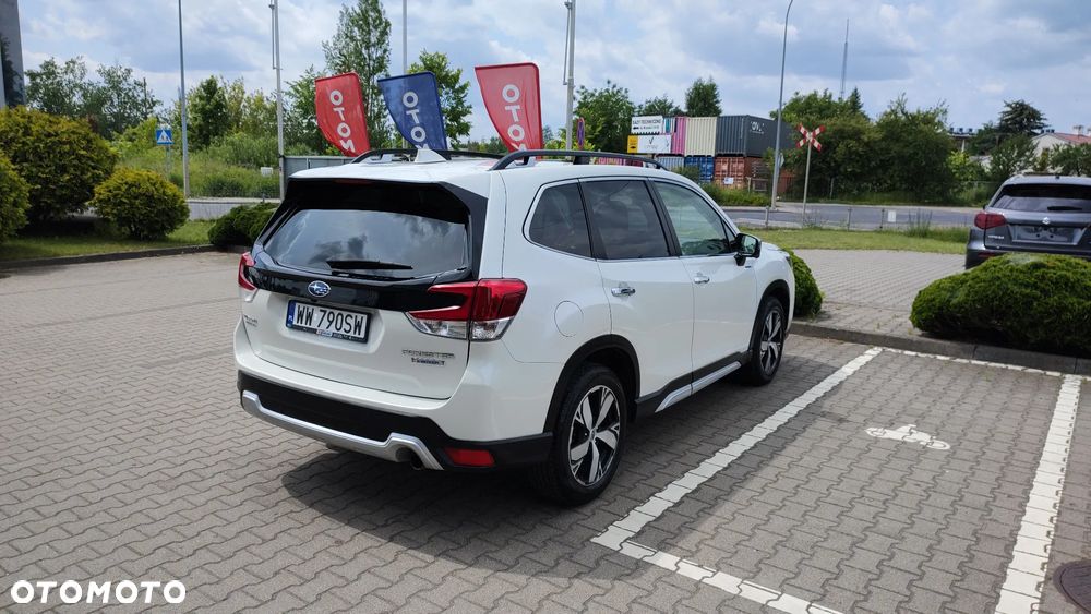 Subaru Forester 2.0i-L Platinum (EyeSight) Lineartronic - 9