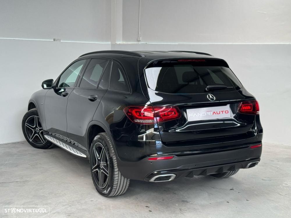 Mercedes-Benz GLC 300 e 4Matic 9G-TRONIC Avantgarde Advanced - 12
