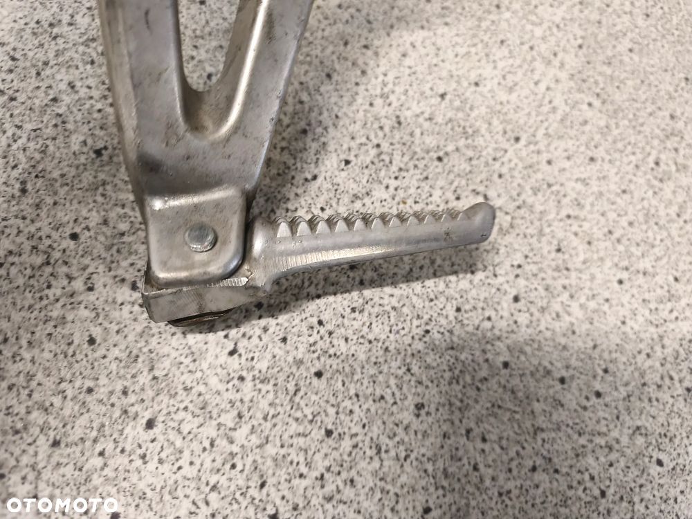 Set lewy tył, podnożek pasażera Honda CBR 900RR CBR900 RR CBR900RR CBR 900 RR - 3