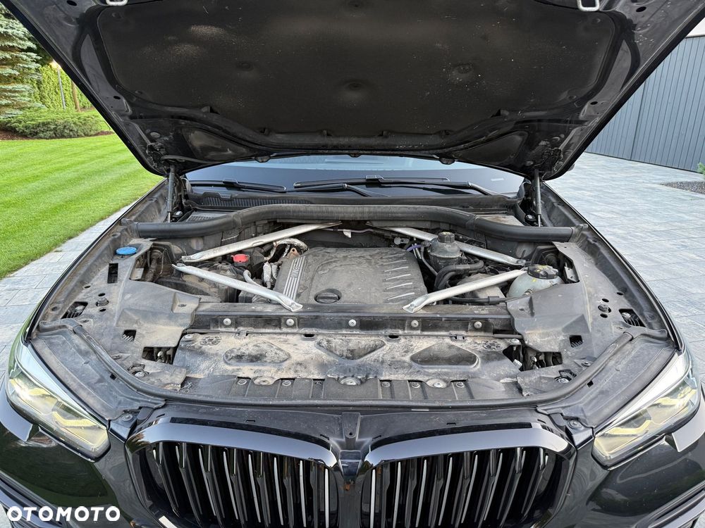 BMW X5 xDrive40d mHEV - 31