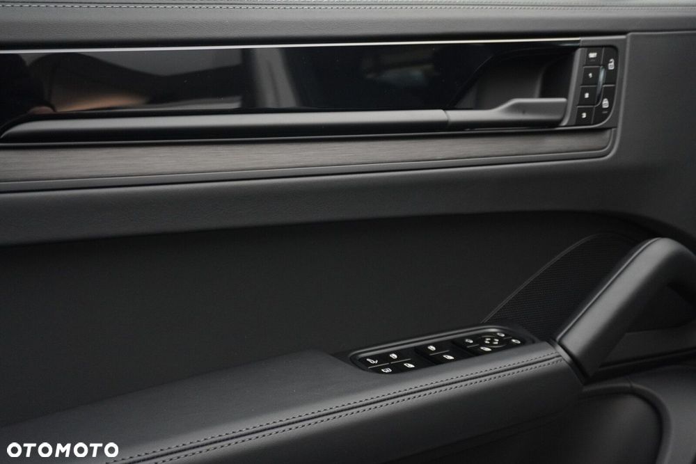 Porsche Cayenne E-Hybrid PHEV - 22
