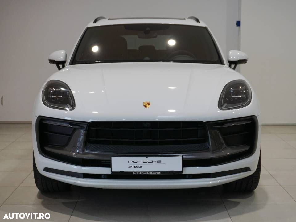 Porsche Macan T - 6