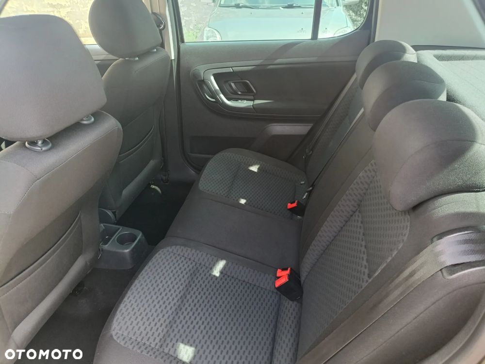 Skoda Fabia 1.2 TSI STYLE EDITION - 6