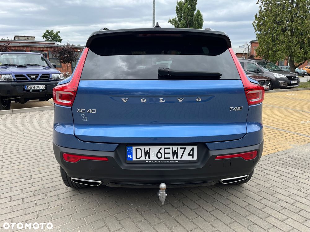 Volvo XC 40 T4 AWD R-Design - 11