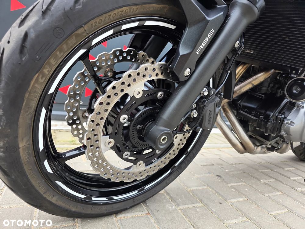 Kawasaki Z 650 - 14