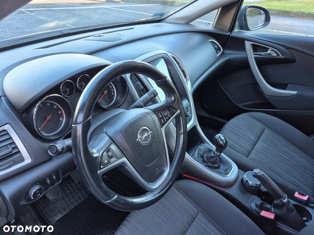 Opel Astra 1.4 Turbo Cosmo - 15