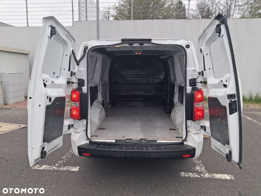 Opel Vivaro - 8