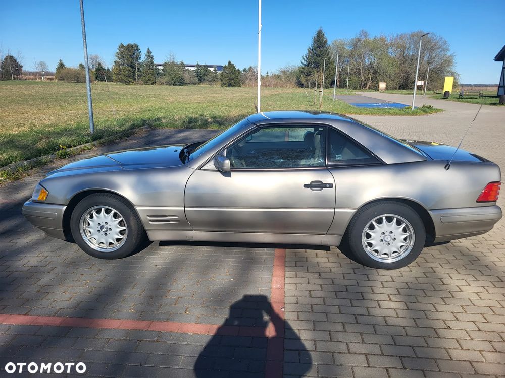 Mercedes-Benz SL - 12