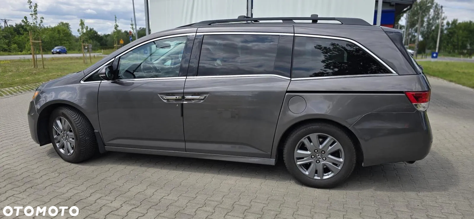 Honda Odyssey 3.5 LX - 36