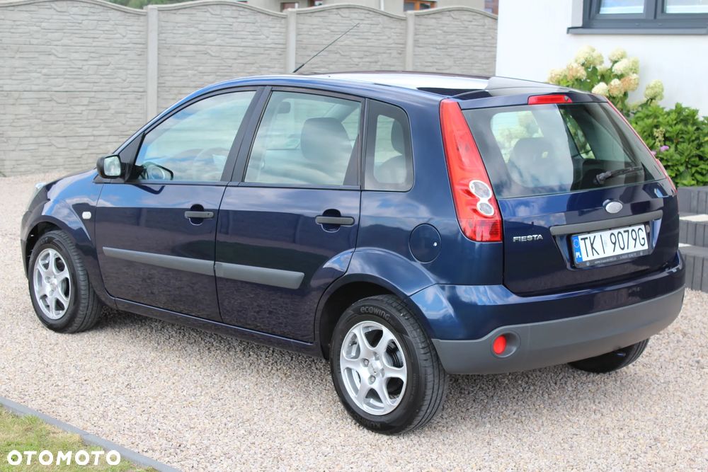 Ford Fiesta 1.3 - 4