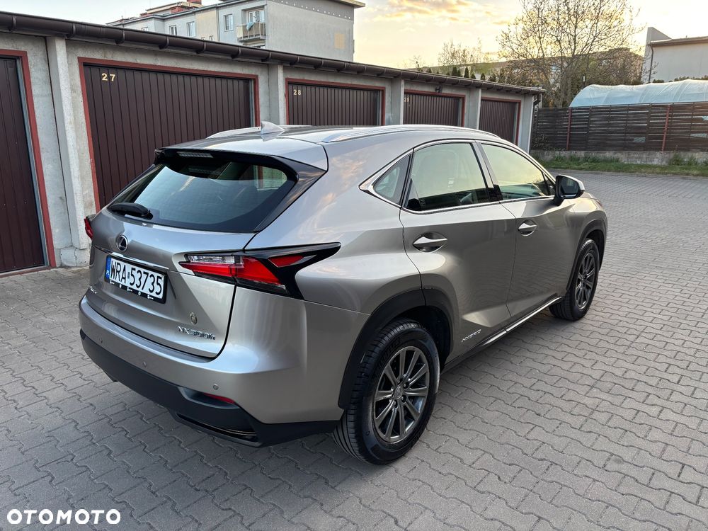 Lexus NX - 3