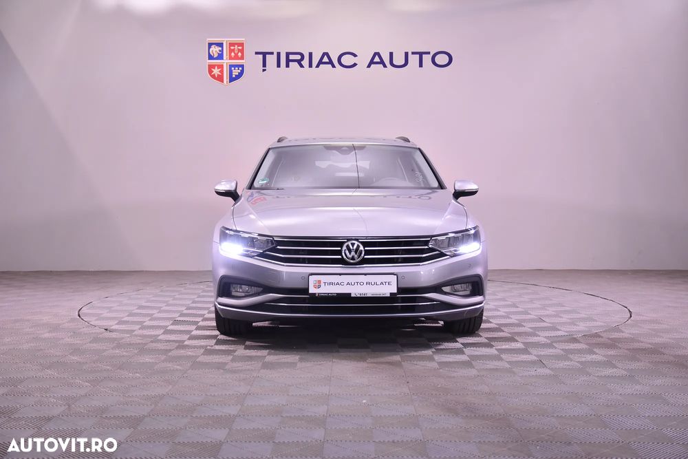 Volkswagen Passat - 8