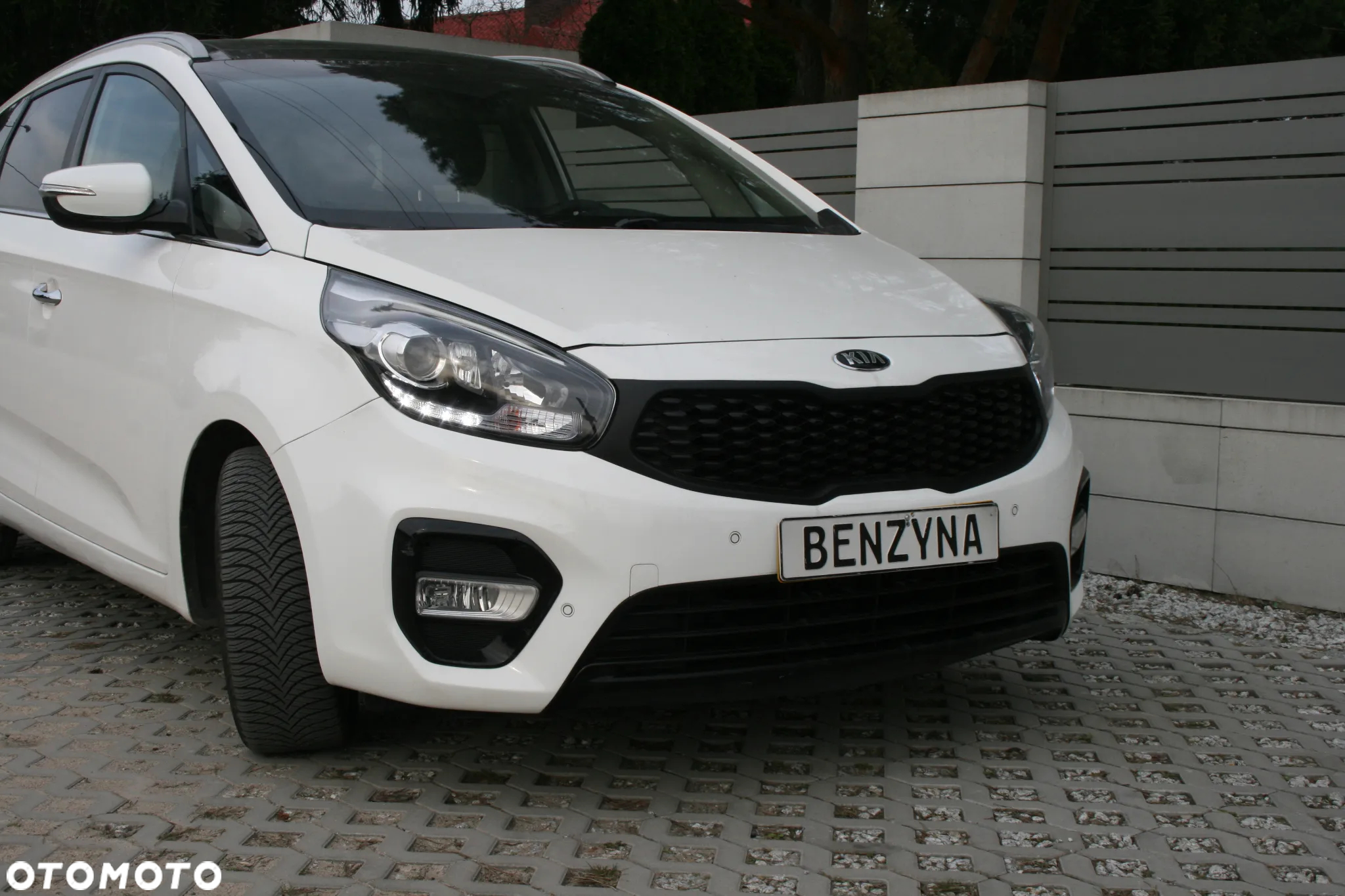Kia Carens 1.6 GDI S 7os EU6 - 28