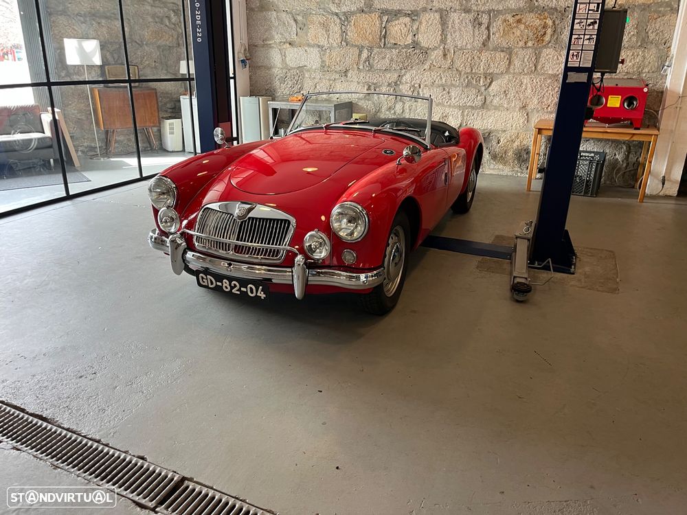 MG MGA - 11