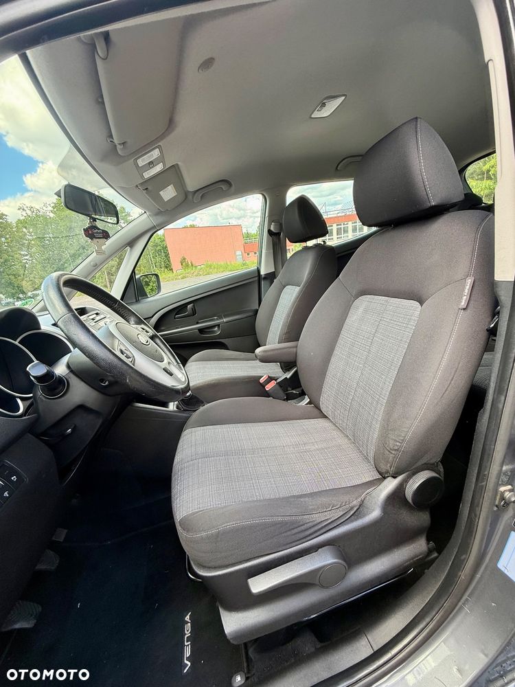Kia Venga 1.4 CVVT Vision - 35