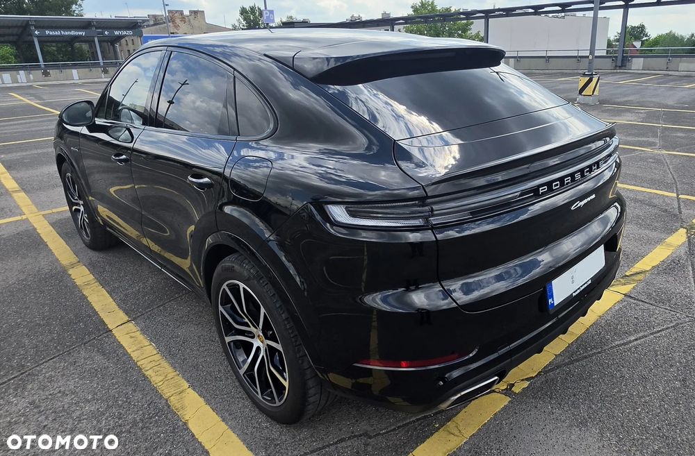 Porsche Cayenne E-Hybrid - 3