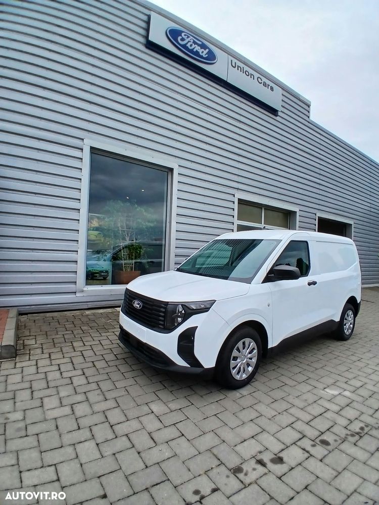 Ford Transit Courier - 7