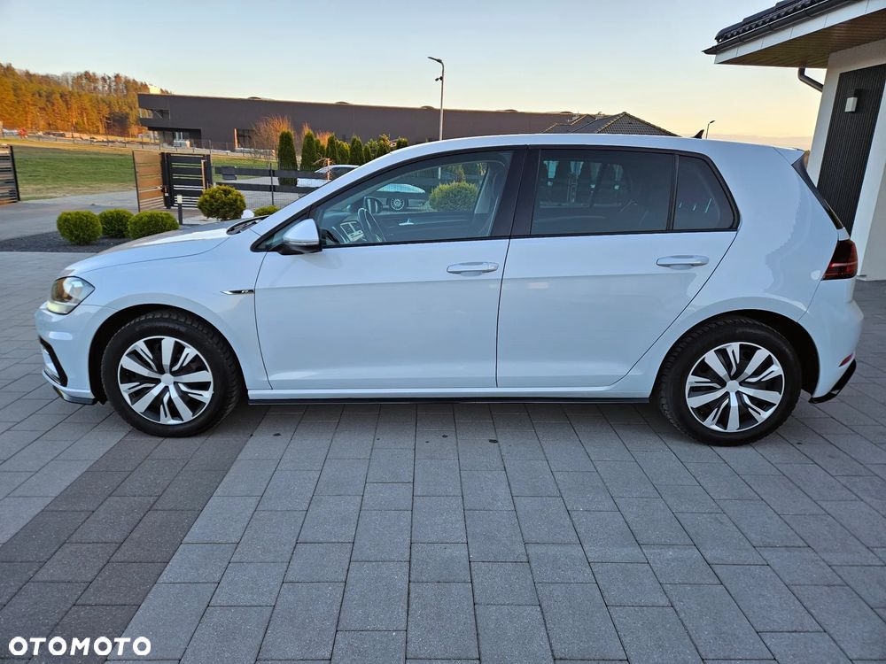 Volkswagen Golf - 9