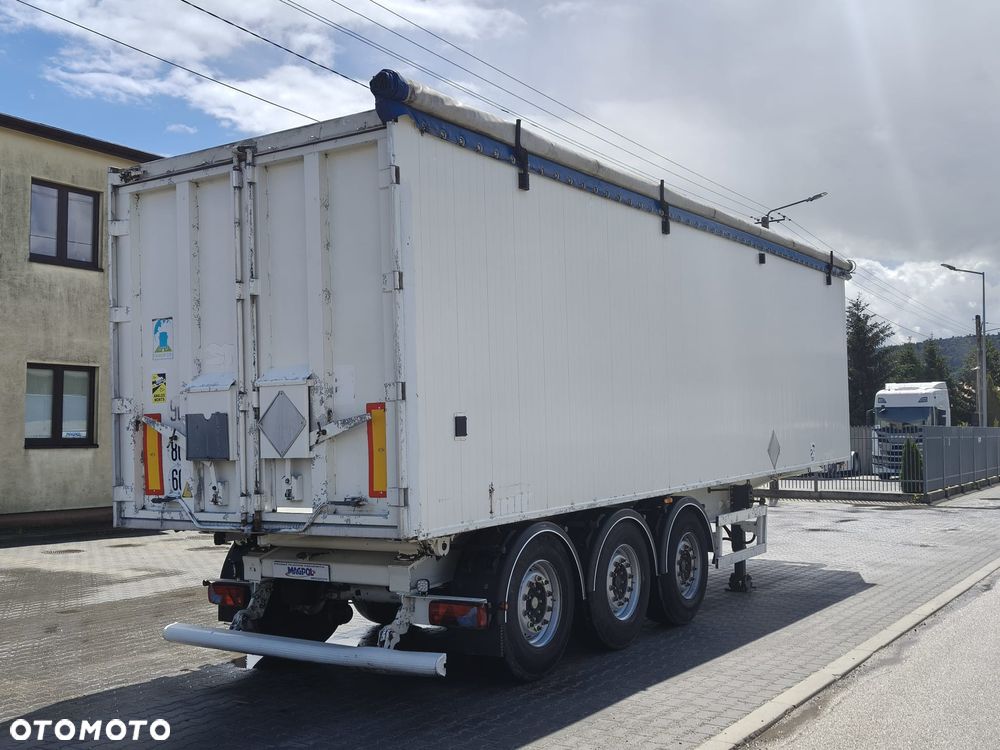 Benalu WYWROTKA 56m3 ALUMINIOWA / OSIE MERCEDES/OŚ PODNOSZONA / DRZWI / SZYBER ZBOŻOWY - 17
