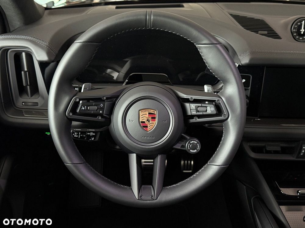 Porsche Cayenne - 29
