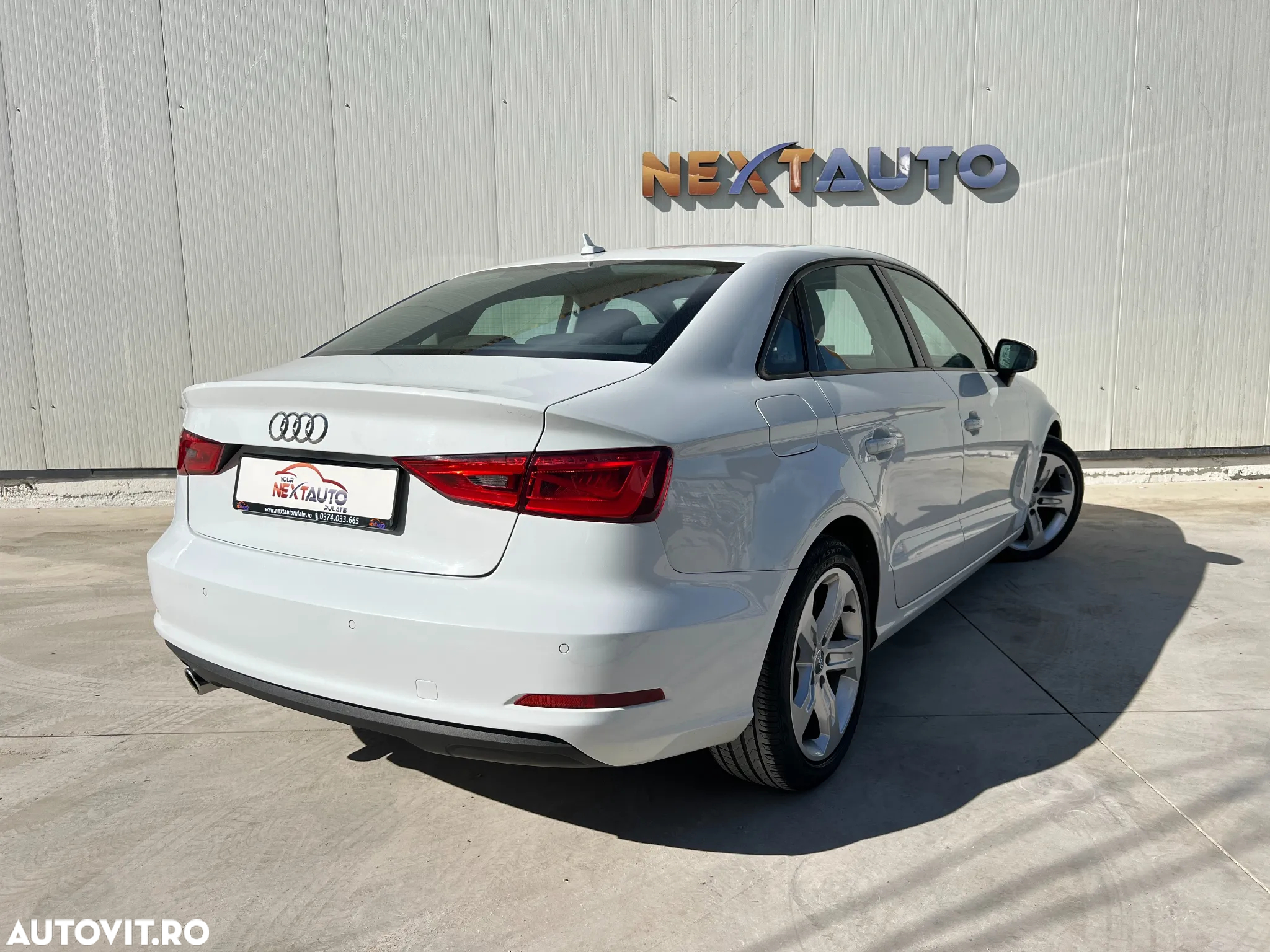 Audi A3 Sportback 1.6 TDI clean Stronic Ambiente - 5
