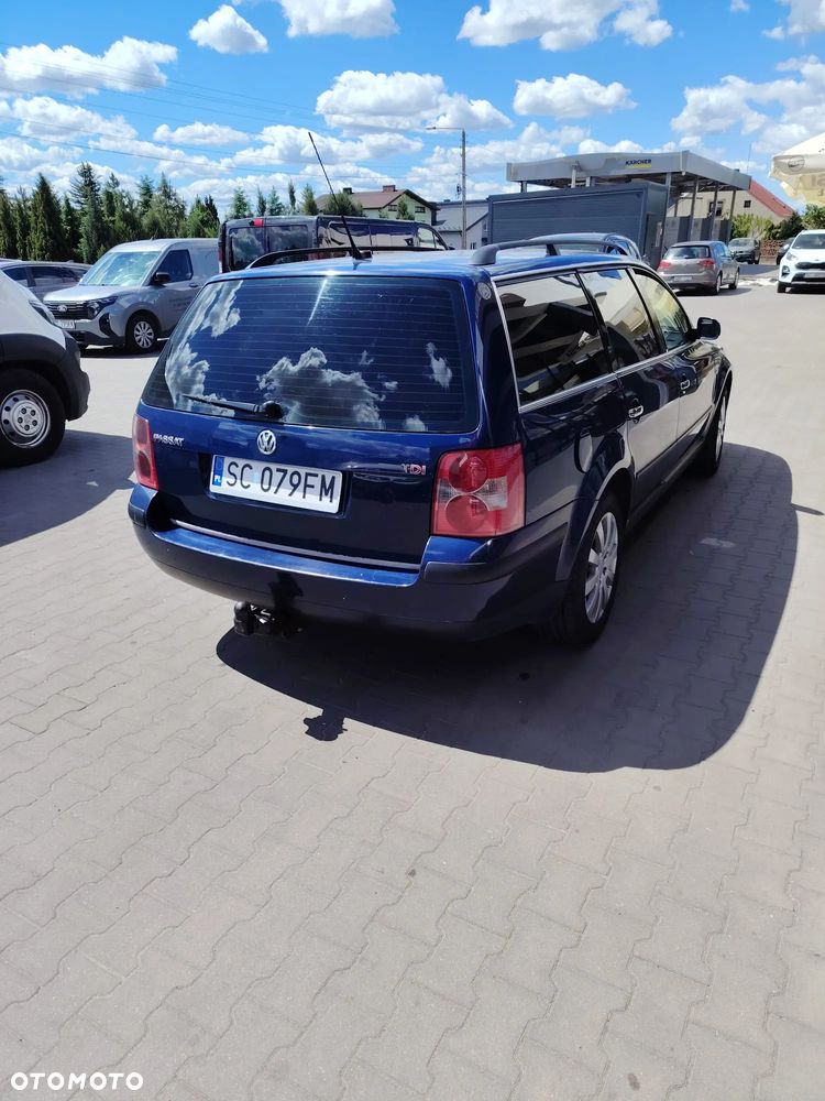 Volkswagen Passat 1.9 TDI Basis - 3
