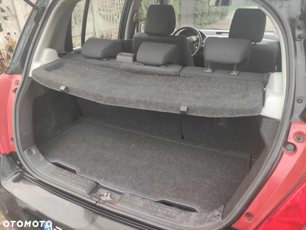 Suzuki Swift 1.3 DDiS Comfort - 4