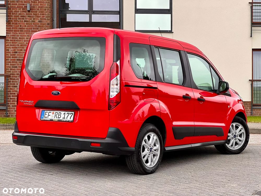Ford Tourneo Connect 1.5 TDCi Start-Stop Titanium - 18