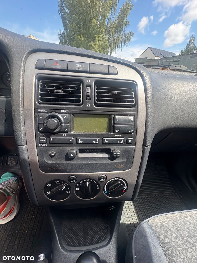 Toyota Avensis - 14
