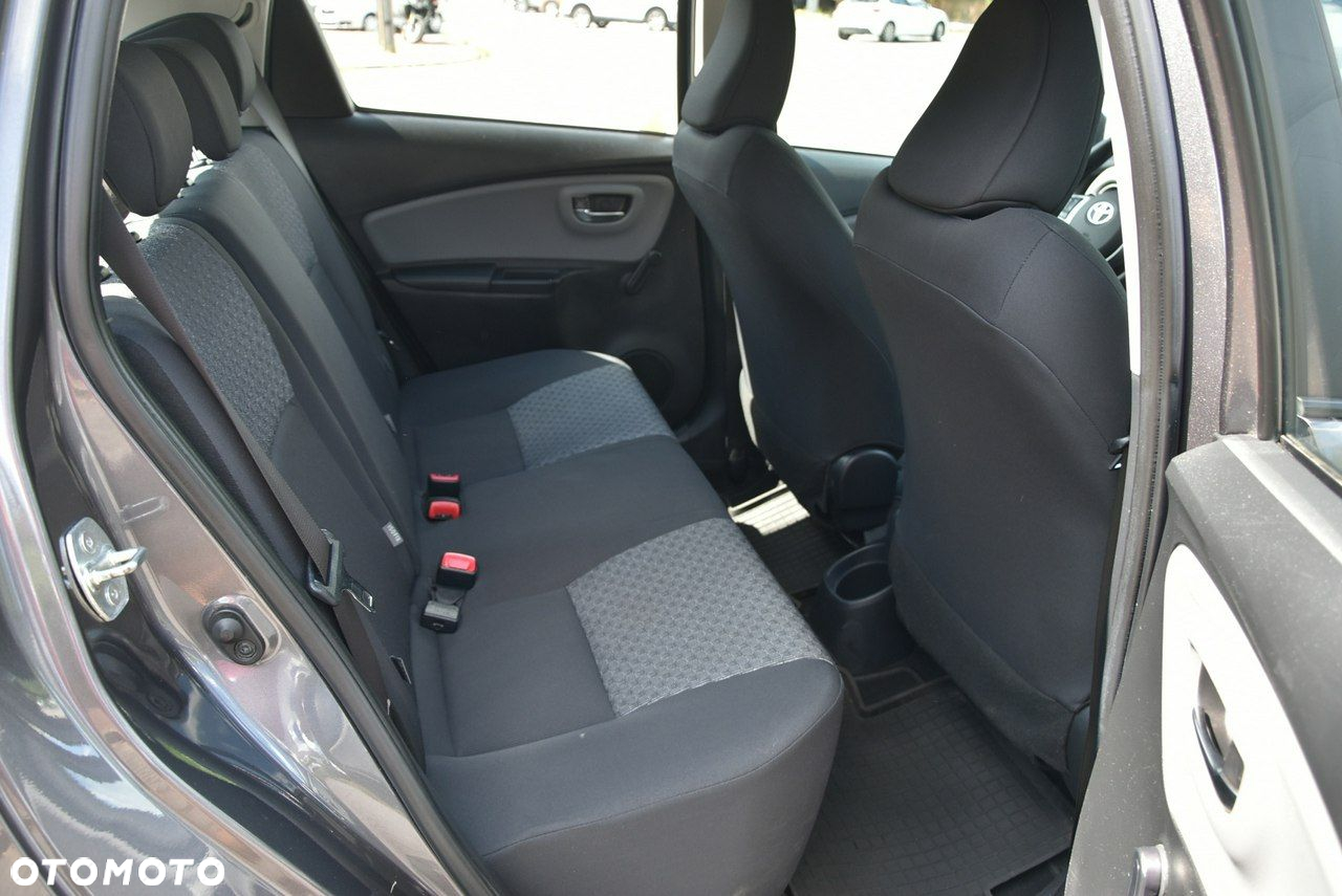Toyota Yaris - 11
