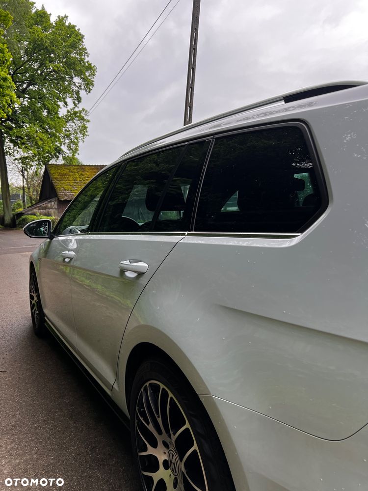 Volkswagen Golf 1.6 TDI BMT Highline - 23