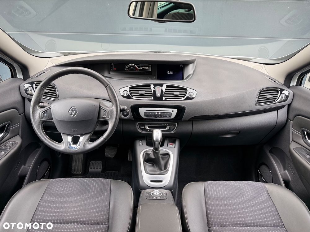 Renault Scenic - 8