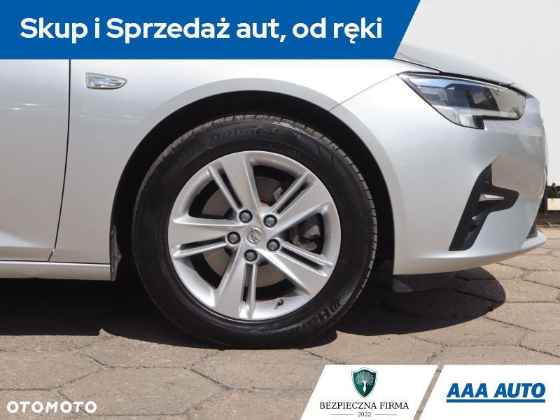 Opel Insignia - 15