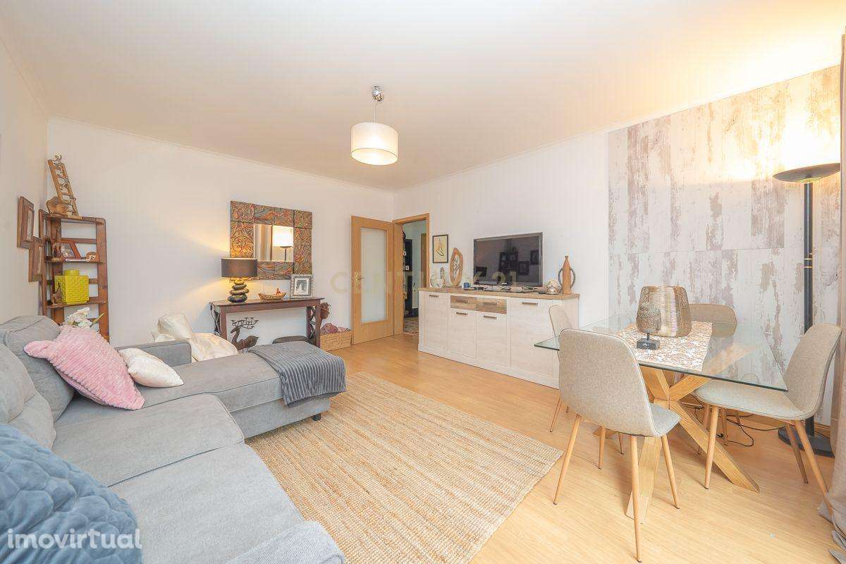 Apartamento T2 com Terraço, Parqueamento e Arrecadação, em São Sebasti - Grande imagem: 4/30