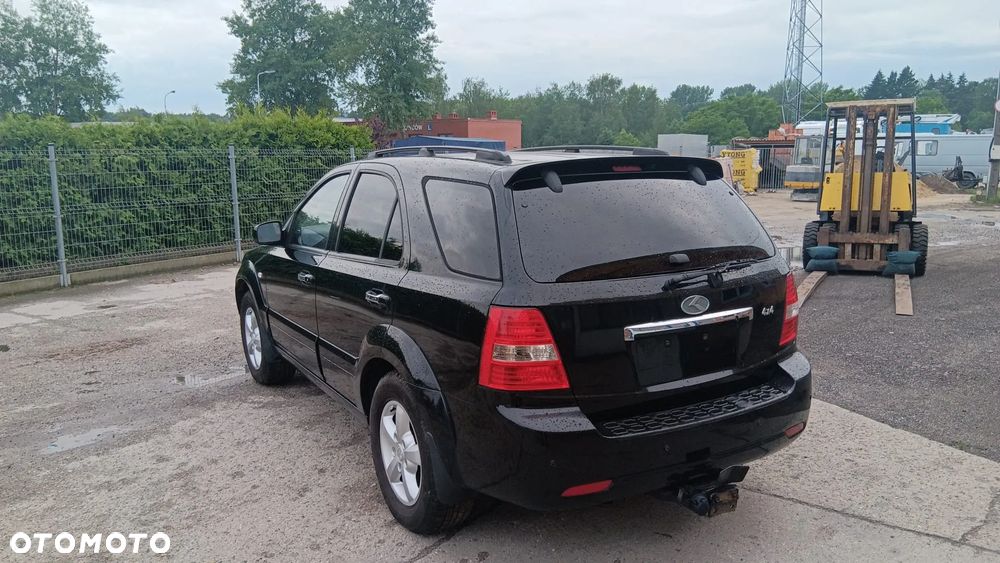 Kia Sorento 2.5 CRDi VGT DPF EX - 3