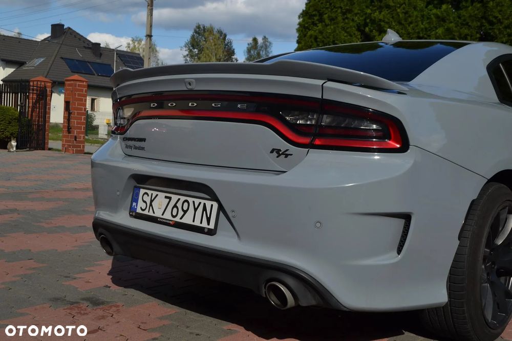 Dodge Charger ver-5-7-r-t - 12