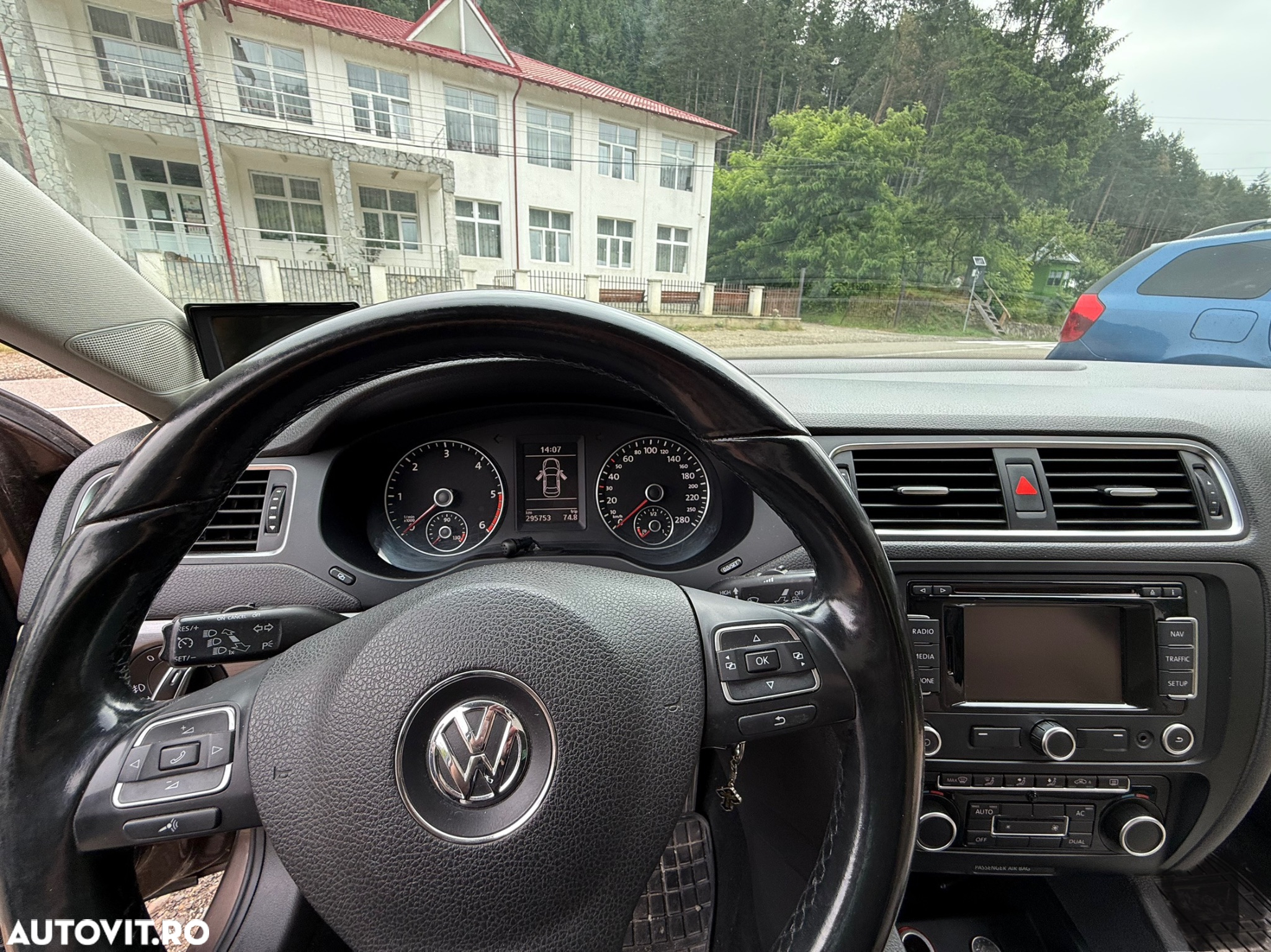 Volkswagen Jetta 1.6 TDI DPF Comfortline - 6