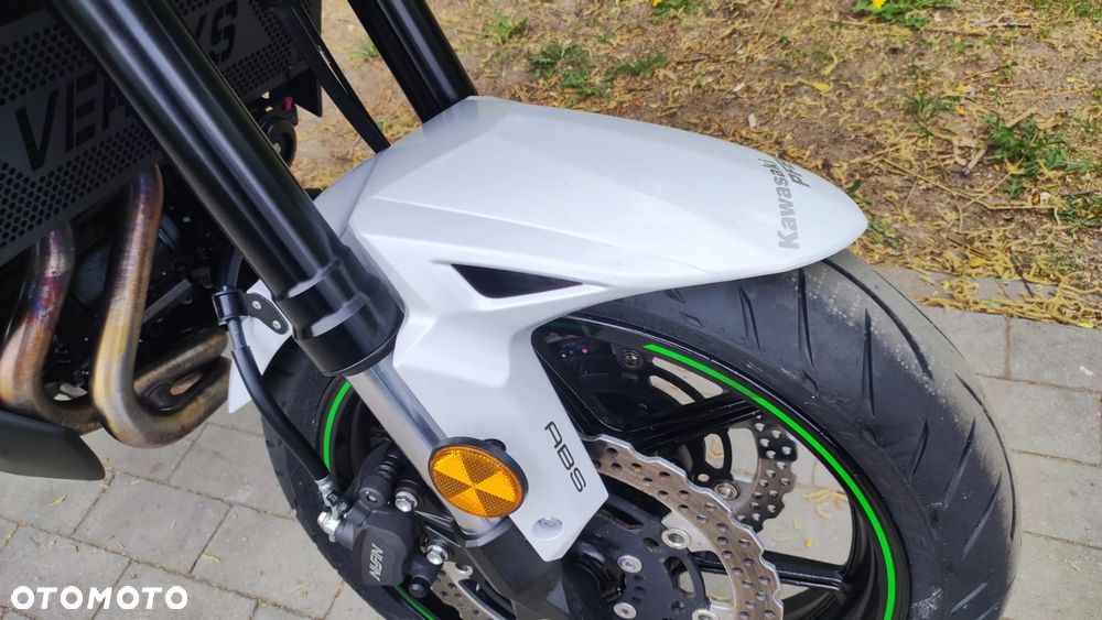 Kawasaki Versys 650 - 10