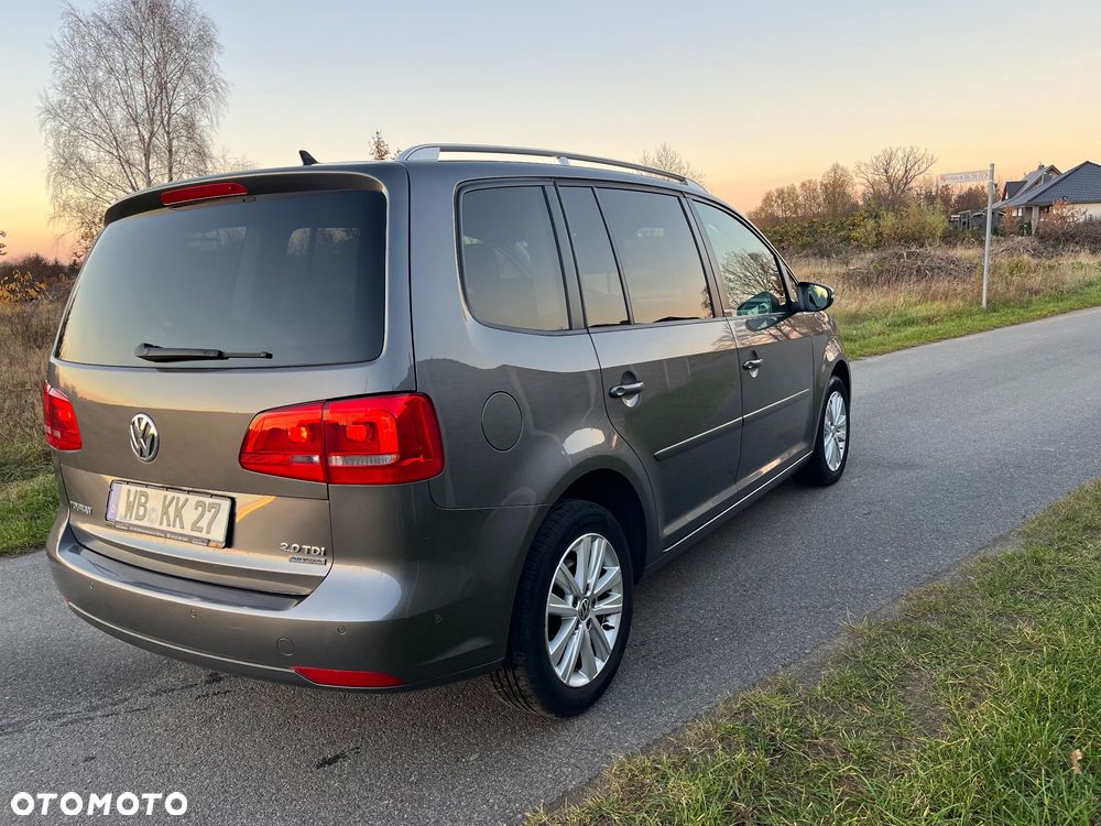 Volkswagen Touran 2.0 TDI DPF BlueMotion Technology DSG STYLE - 15