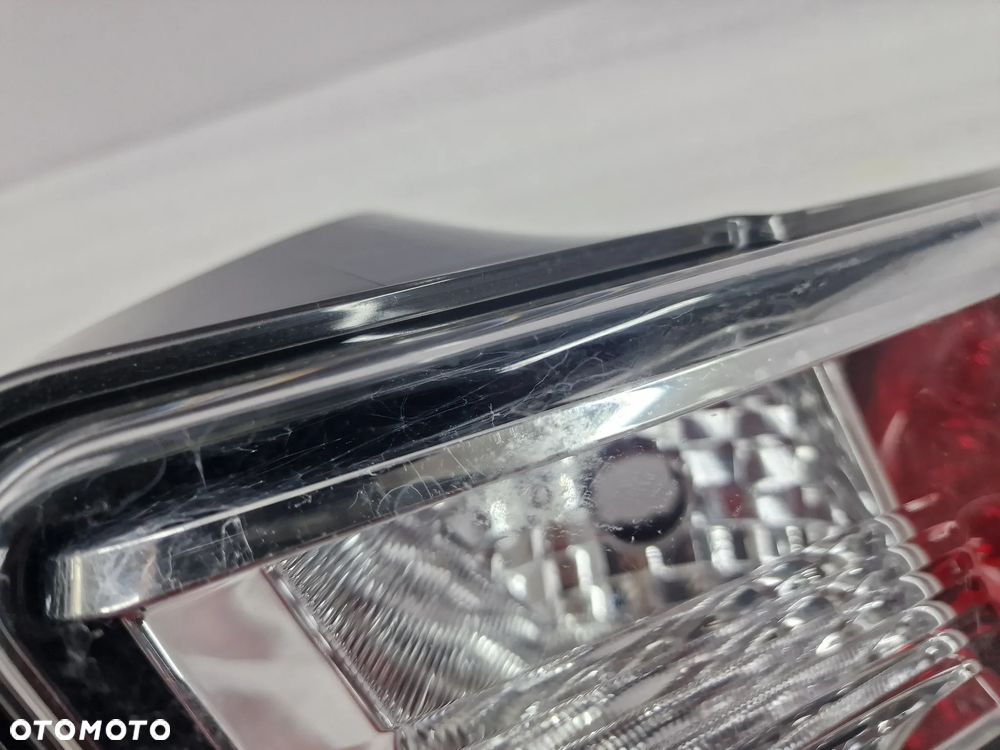 SUBARU BRZ / TOYOTA GT86 PRAWA LED LAMPA TYLNA TYLNIA TYŁ , NR KOITO 220-60084 , NR AUKCJI LMT211 - 12