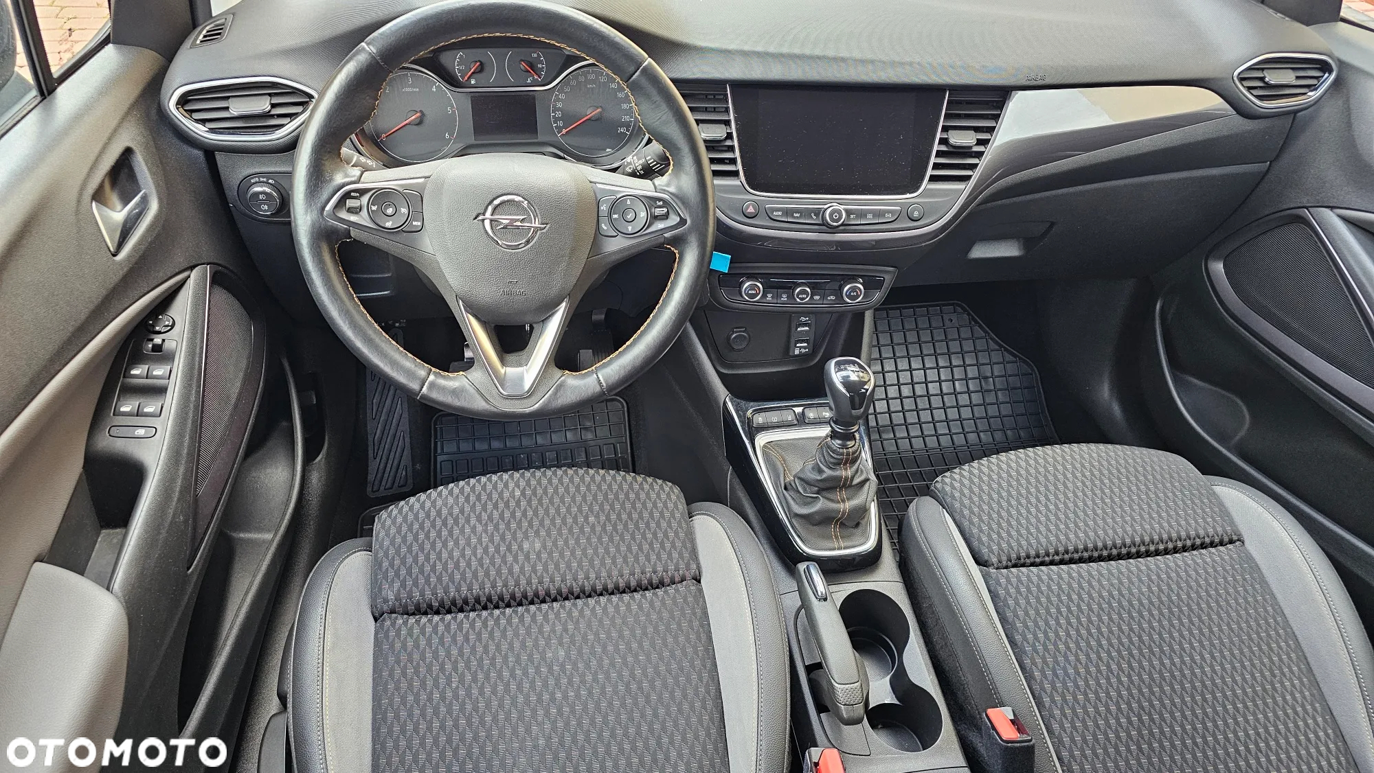 Opel Crossland X - 27